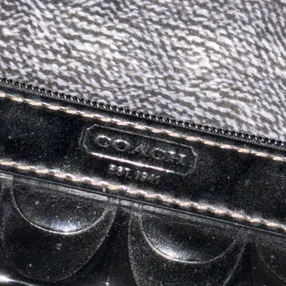 Coach Black Patent Leather Wristlet - Picture 7 of 7